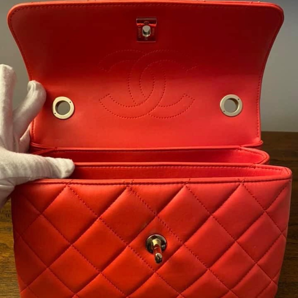 Trendy CCTop HandleFlap BagRed/Coral Lambskin LGHW - Picture 8 of 11